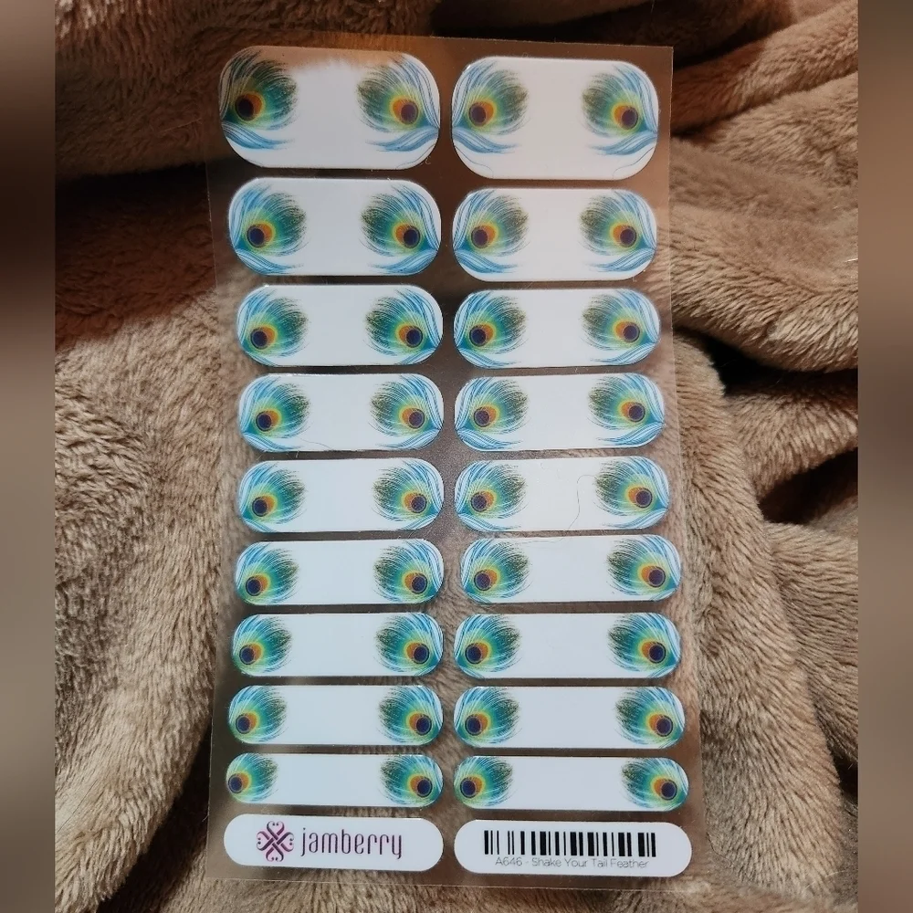 Jamberry Shake Your Tailfeathers Nail Wraps
